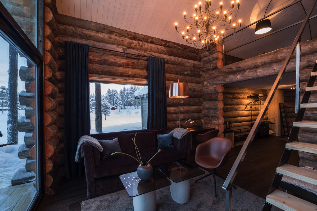 Arctic Retreat Cabin Wind Lounge